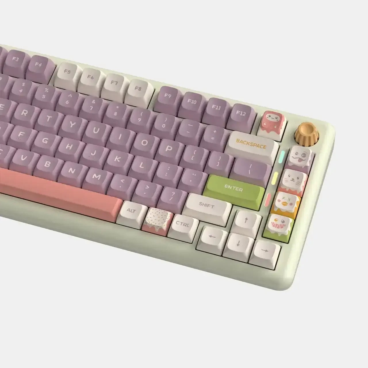 Kolorowa klawiatura mechaniczna z personalizowanymi keycapami i pastelowymi przyciskami