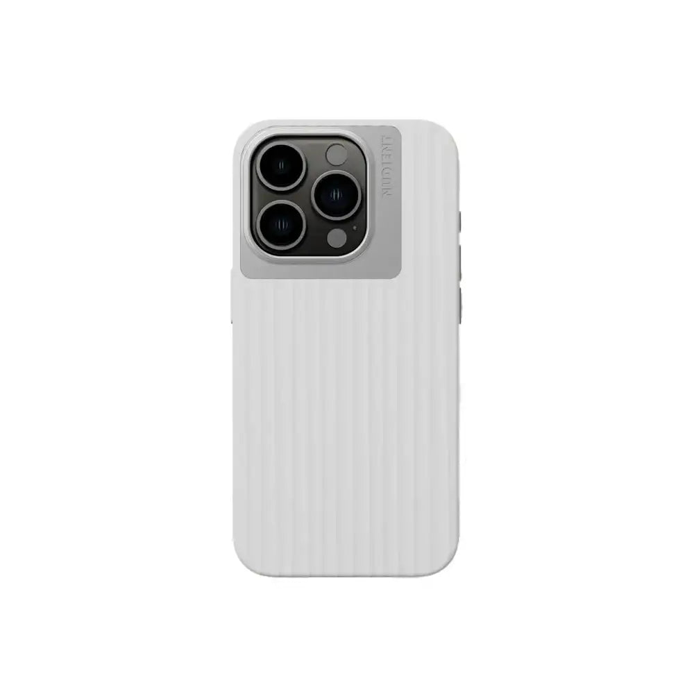 Etui ochronne chalk white na iPhone 15 Pro, pionowe prążki, nowoczesny design