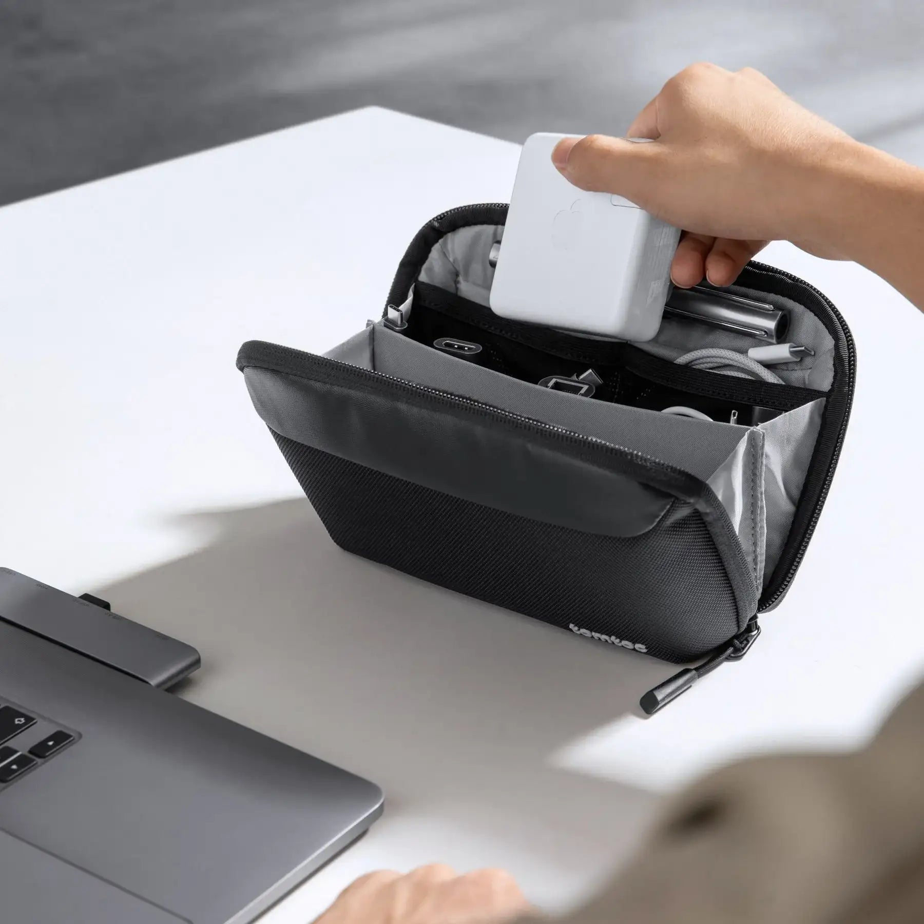 Tomtoc - Navigator-T13 Accessory Pouch S - Etui na Akcesoria