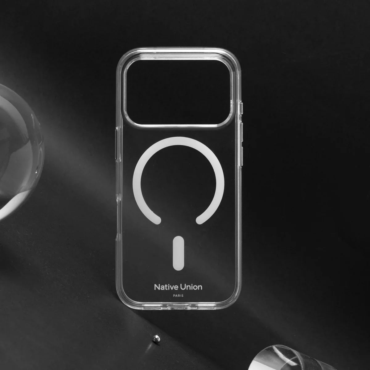 Native Union - (RE)Clear Case for iPhone 17 / Pro / Pro Max / Air - Etui na iPhone z MagSafe