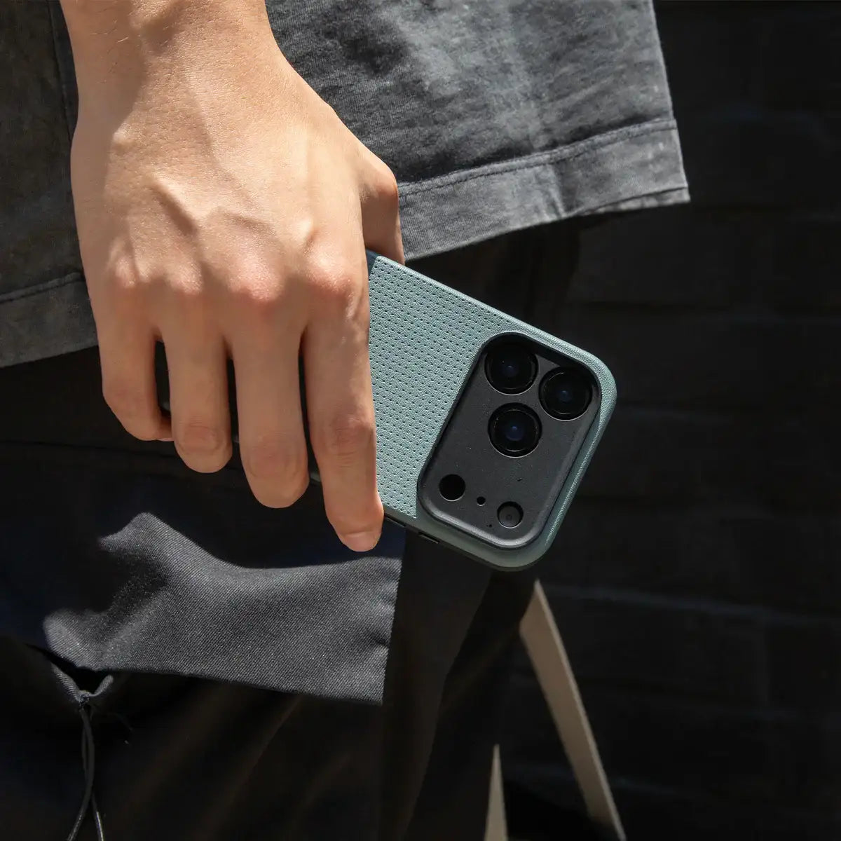 Native Union - Active Case for iPhone 17 / Pro / Pro Max / Air - Etui na iPhone