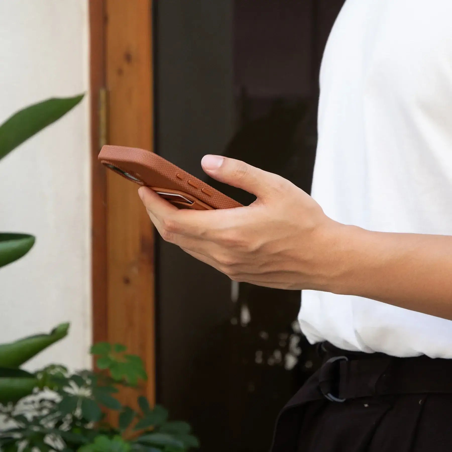 Native Union - (Re)Classic Case for iPhone 17 / Pro / Pro Max / Air - Etui na iPhone z MagSafe