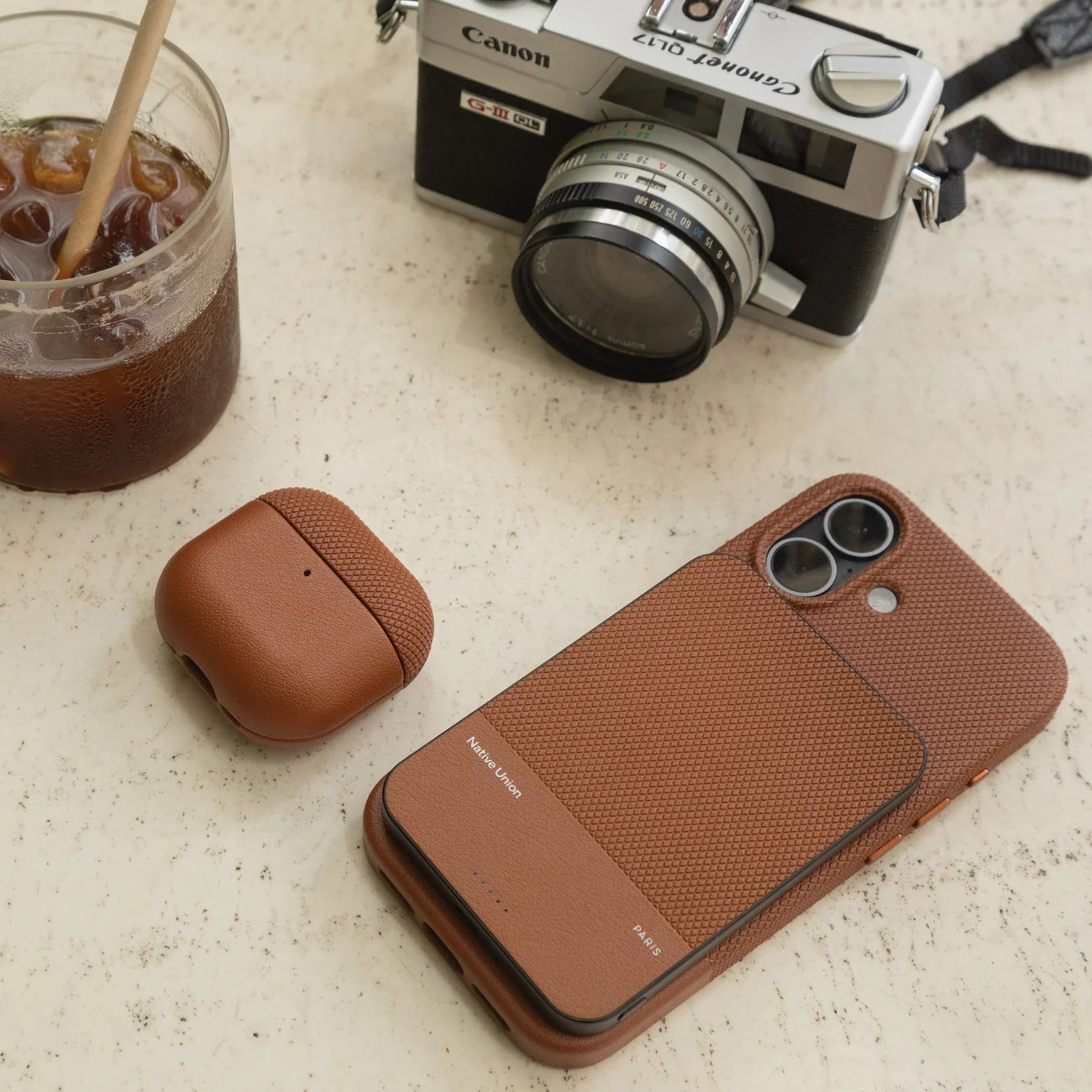 Native Union - (Re)Classic Case for iPhone 17 / Pro / Pro Max / Air - Etui na iPhone z MagSafe
