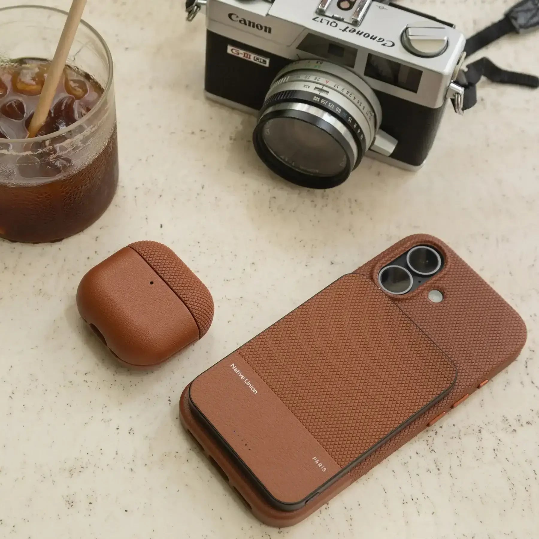 Native Union - (Re)Classic Case for iPhone 17 / Pro / Pro Max / Air - Etui na iPhone z MagSafe