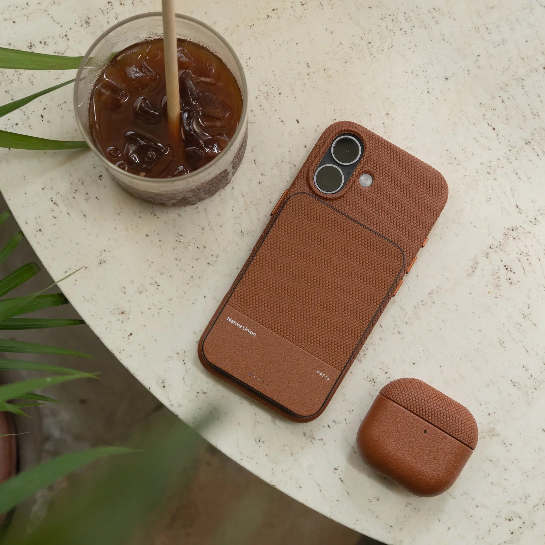 Native Union - (Re)Classic Case for iPhone 17 / Pro / Pro Max / Air - Etui na iPhone z MagSafe