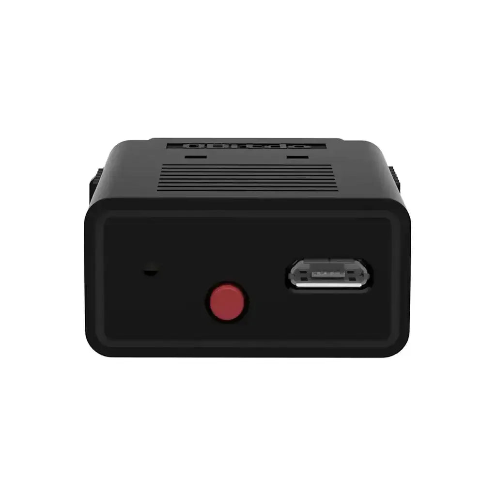 Czarny adapter USB z czerwonym przyciskiem, port micro USB, akcesorium biurowe