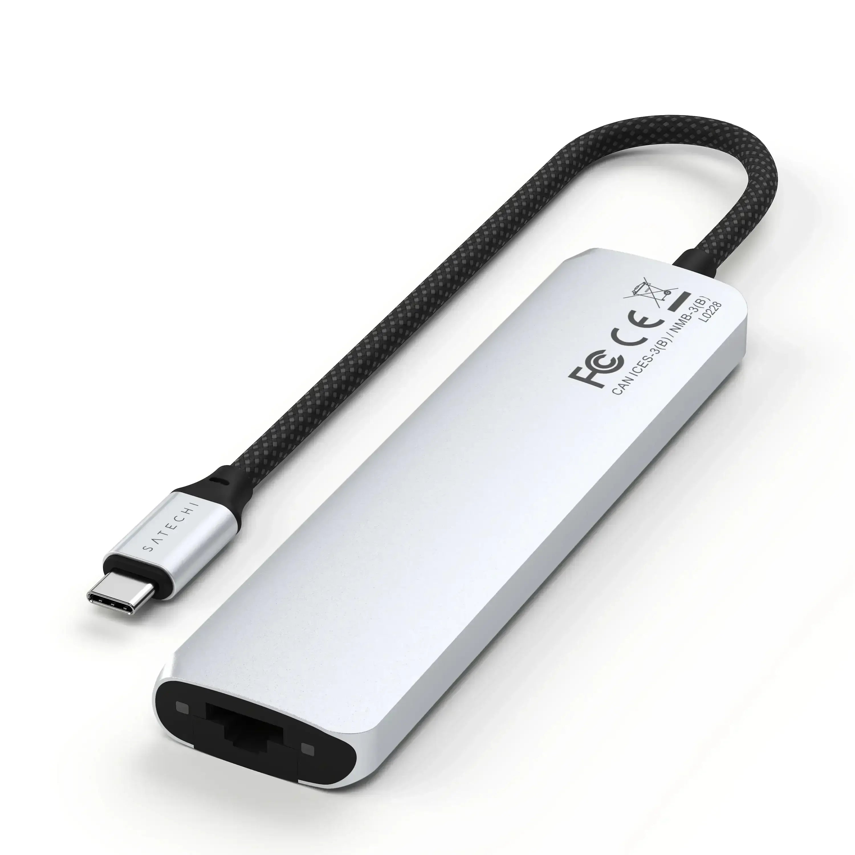 srebrny adapter USB-C 7w1 z portem Ethernet, płaski, biurowy dodatek do komputera