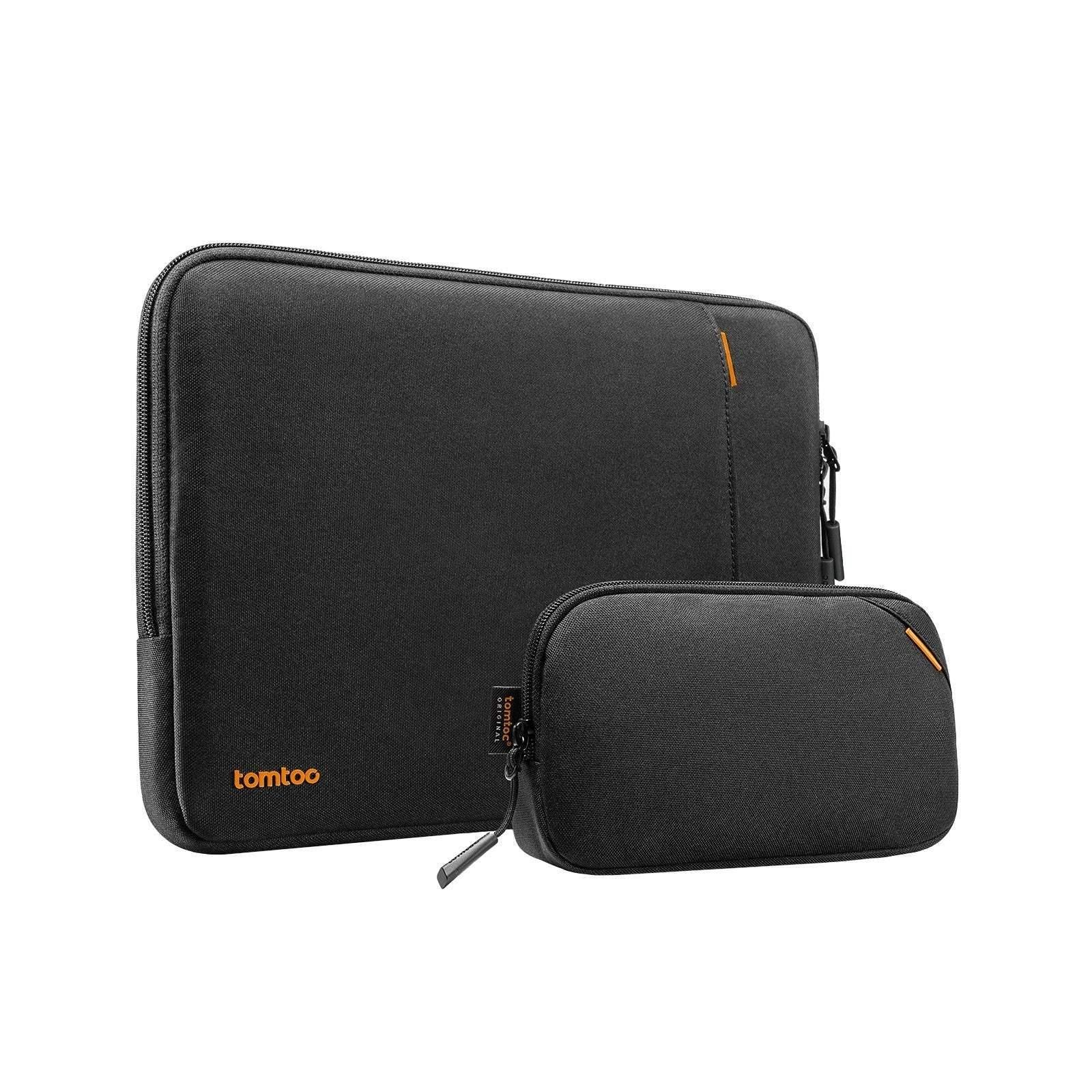 Czarny pokrowiec na laptopa i etui na akcesoria, minimalistyczny design, biurowe akcesoria