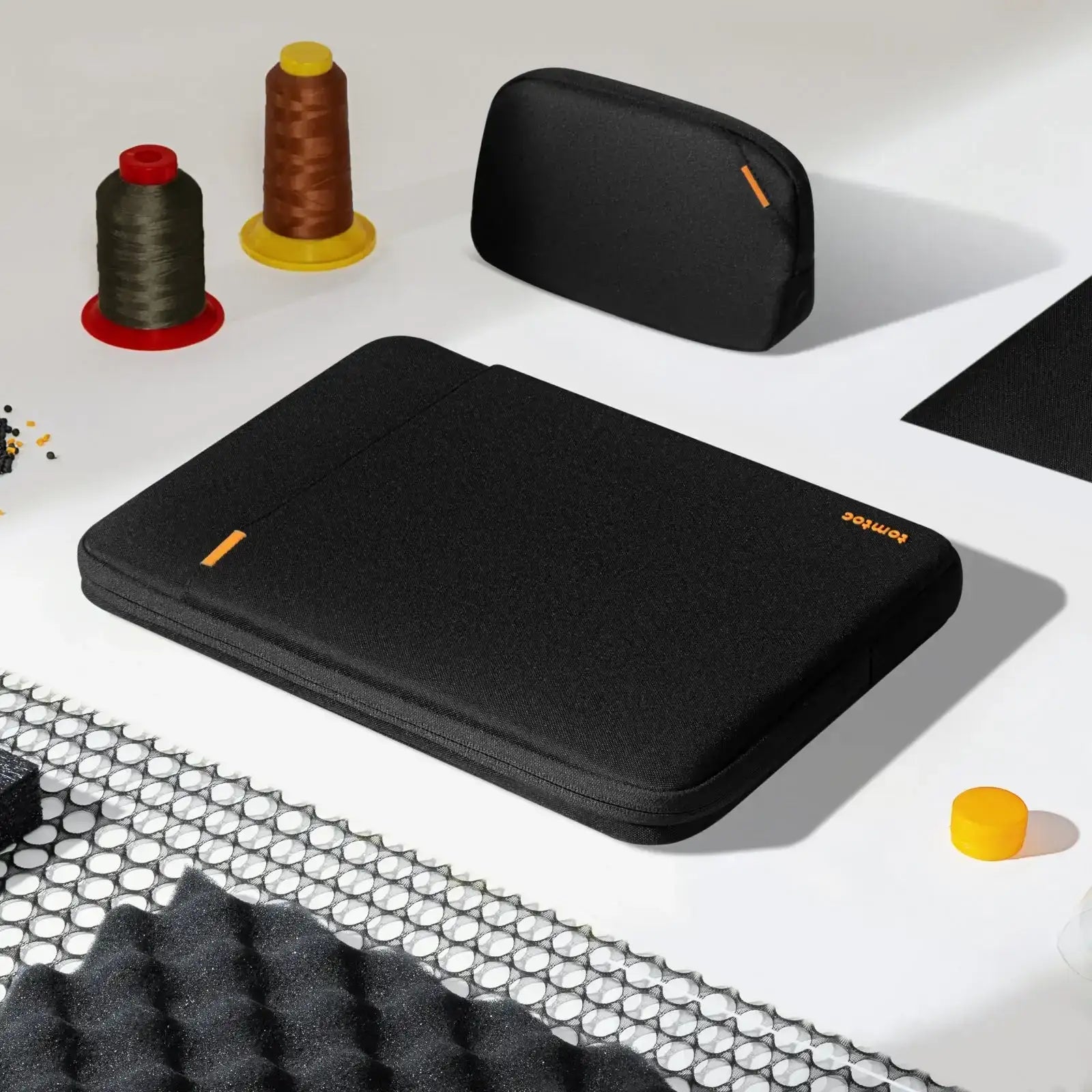 Tomtoc - Defender-A13 Laptop Sleeve Kit For 14 inch MacBook Pro - Pokrowiec na Macbooka