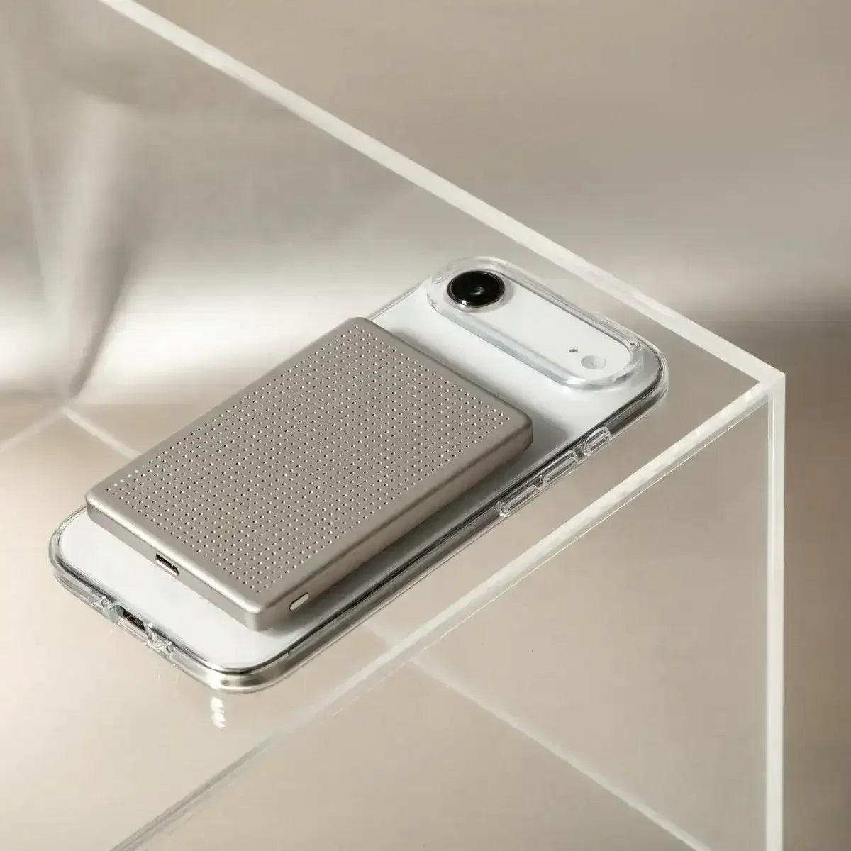 Native Union - Active Power Bank With MagSafe Wireless Charging - Powerbank z ładowaniem MagSafe