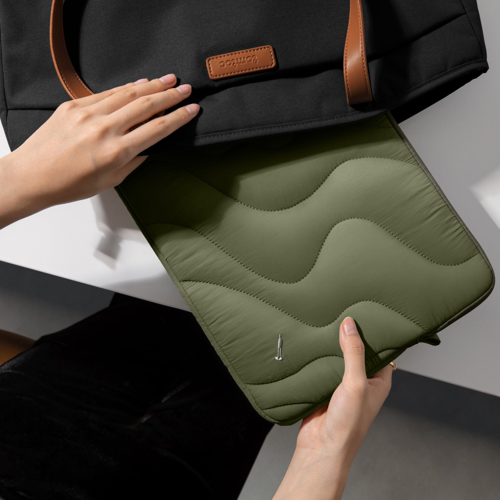 Tomtoc - Terra-A27 Laptop Sleeve for 15 inch MacBook Air - Pokrowiec na MacBooka