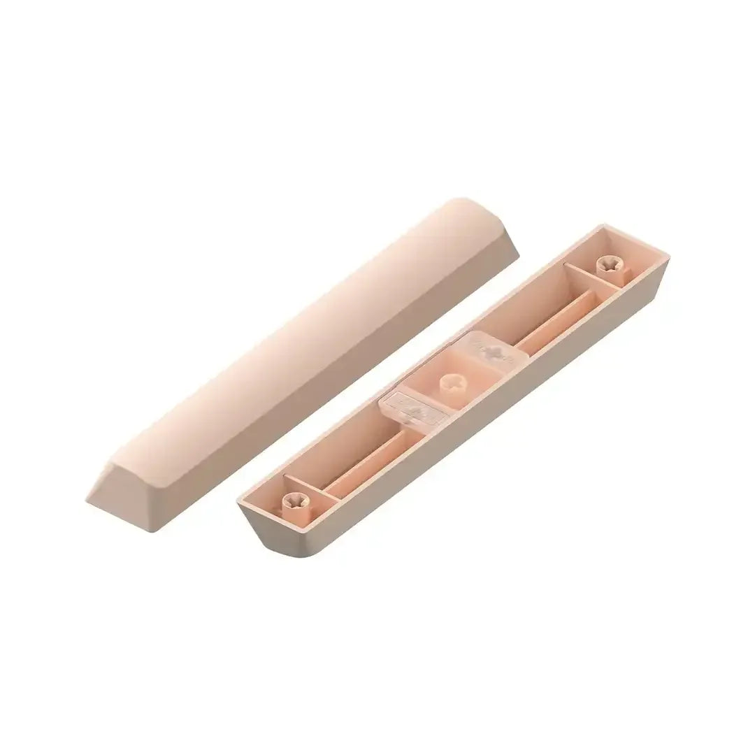 Keycap stabilizatora do klawiatury mechanicznej w kolorze różowego koralu na białym tle