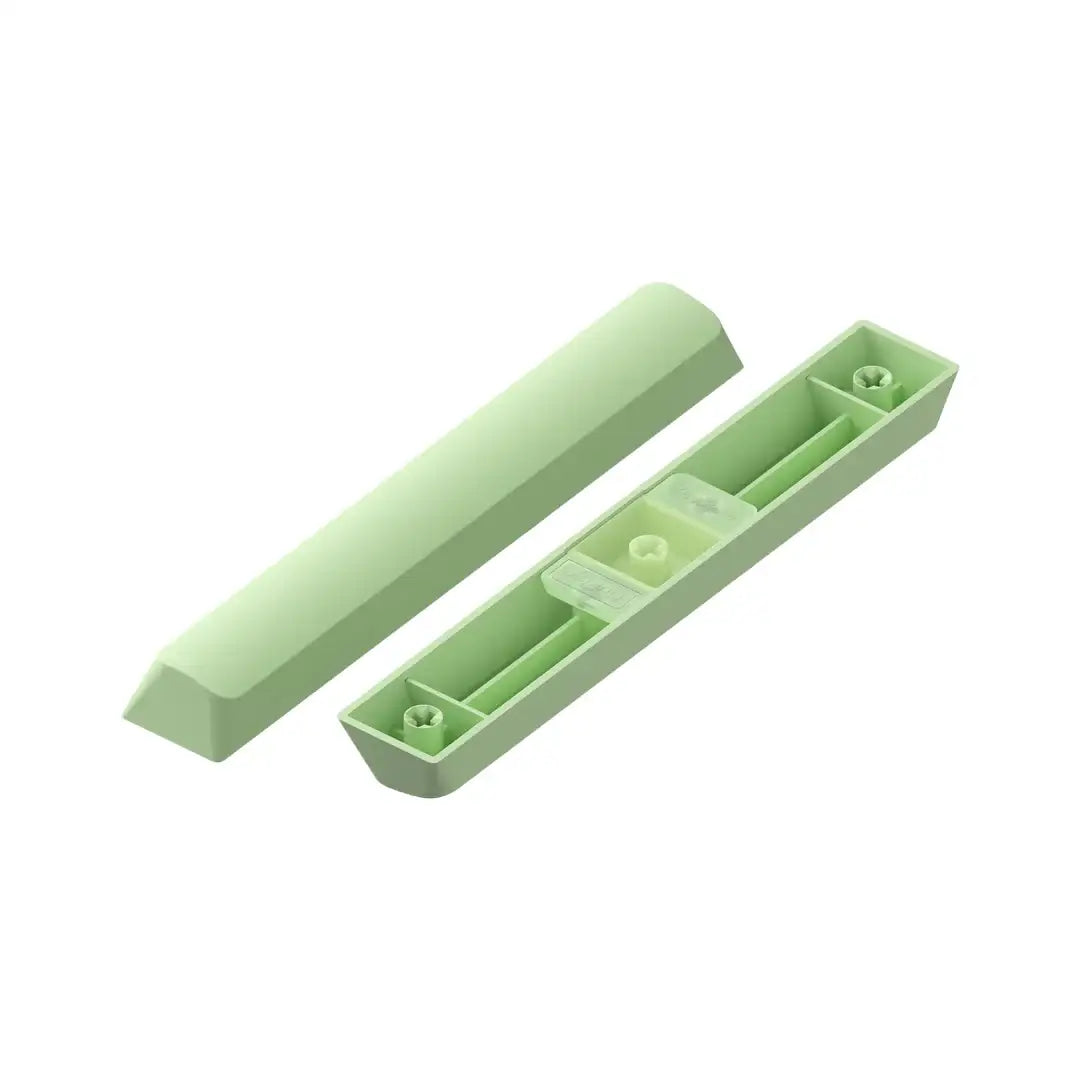 Jasnozielony klawisz spacebar do klawiatury mechanicznej KOP Mint Green na białym tle