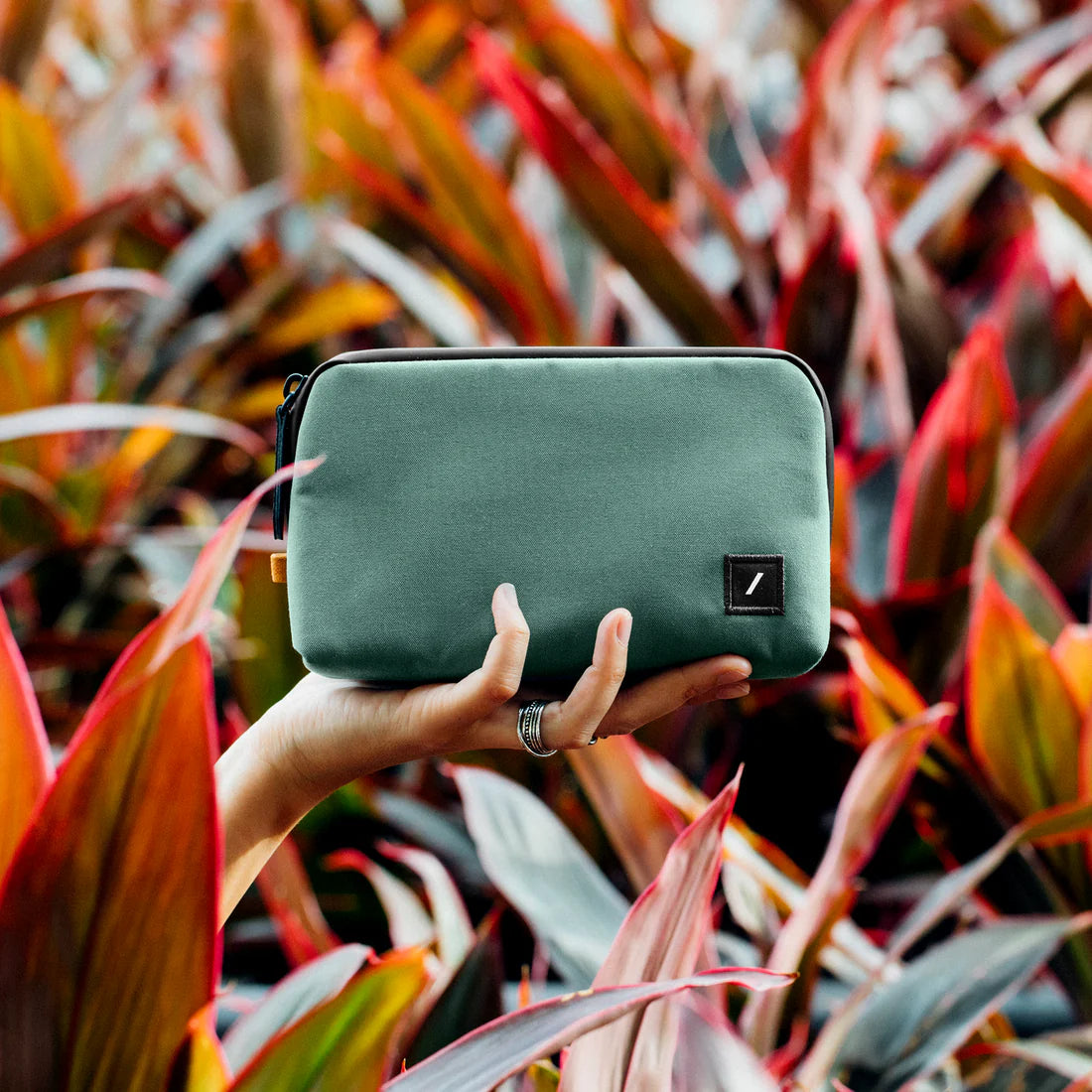 Native Union - W.F.A Tech Organizer - Minimalistyczny Organizer na Kable