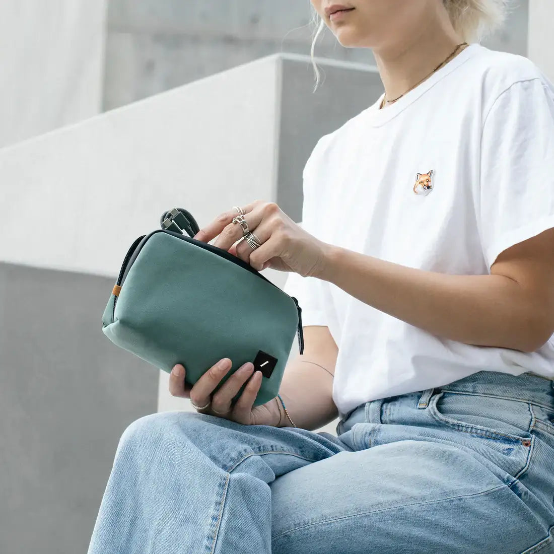 Native Union - W.F.A Tech Organizer - Minimalistyczny Organizer na Kable