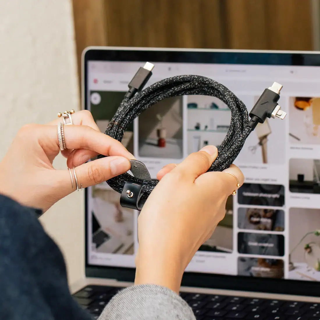 Native Union - Belt Cable Duo Pro 2.4M 240W (USB-C to USB-C & Lightning) - Kabel USB-C do USB-C i Lightning