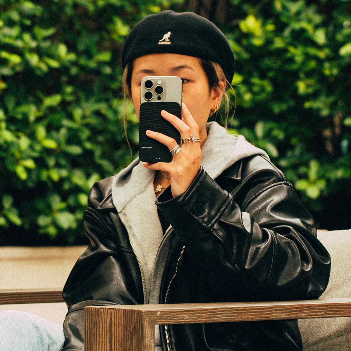 Native Union - (Re)Classic Power Bank with MagSafe Wireless Charging - Powerbank z ładowaniem MagSafe