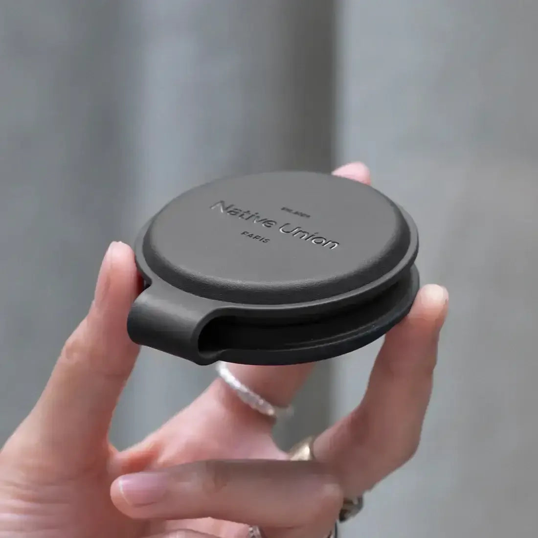Native Union - Voyage 2-in-1 Magnetic Wireless Charger - Magnetyczna Ładowarka Bezprzewodowa 2w1
