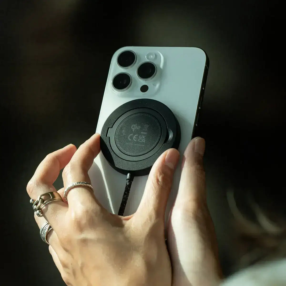 Native Union - SnapStand Qi2 Magnetic Wireless Charger - Ładowarka Bezprzewodowa Magnetyczna