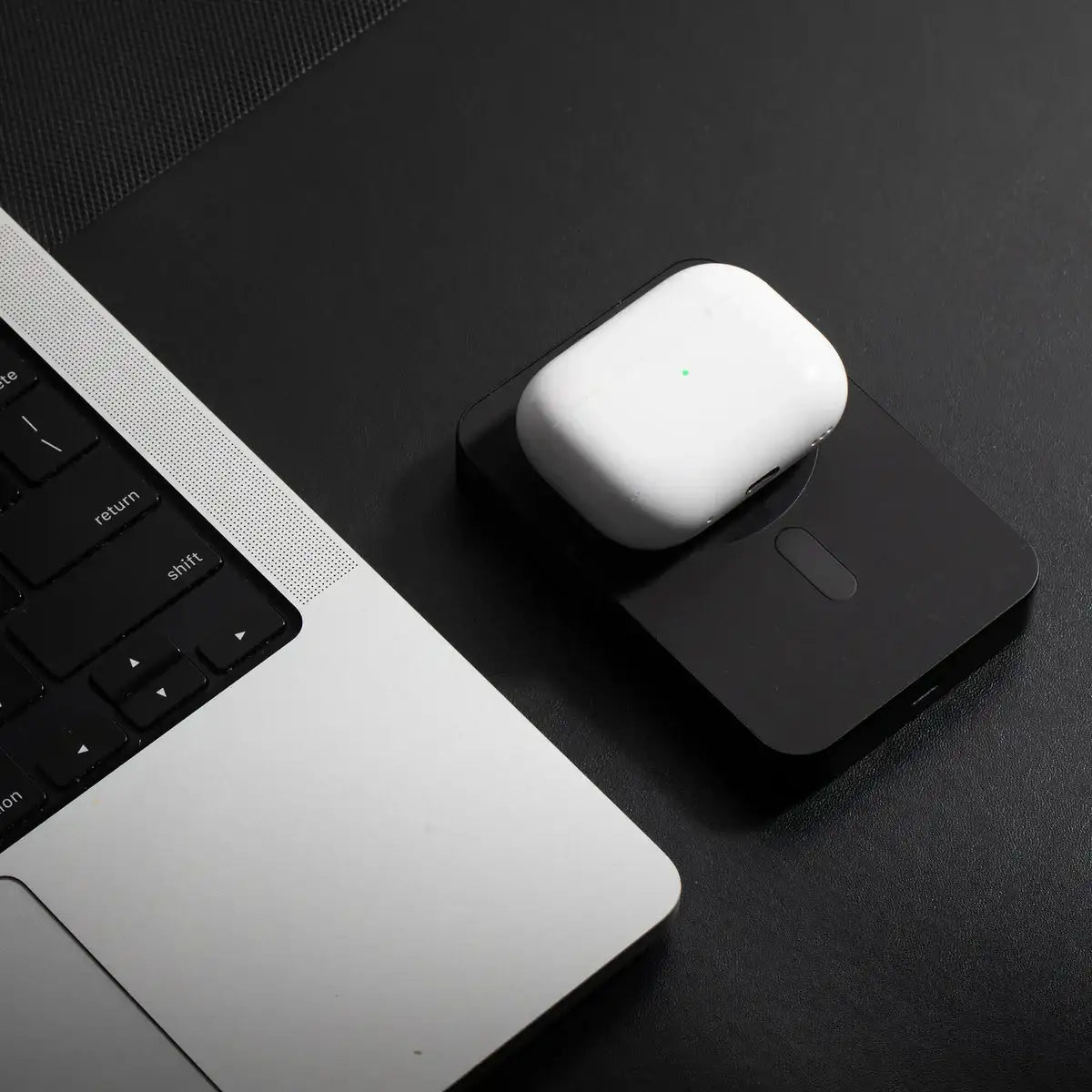 Native Union -(Re)Classic Power Bank 10000 mAh with MagSafe Wireless Charging - Powerbank z MagSafe