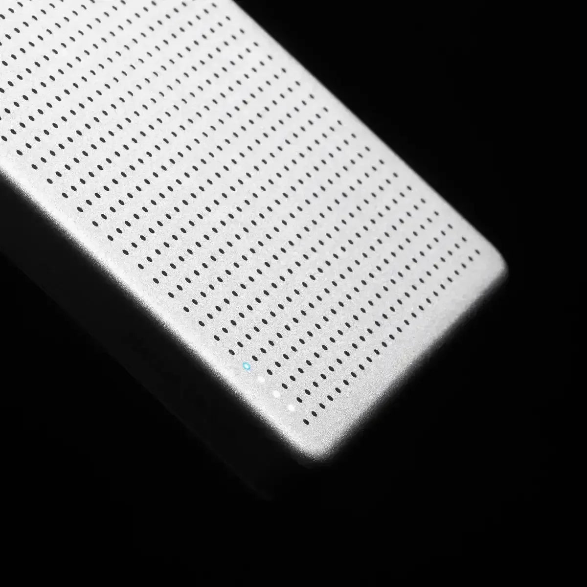 Native Union - Active Power Bank With MagSafe Wireless Charging - Powerbank z ładowaniem MagSafe
