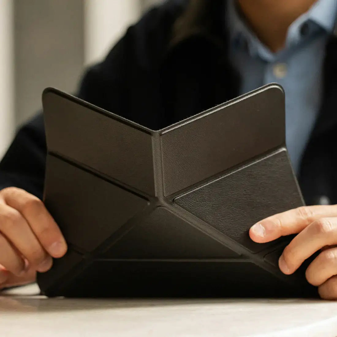 Native Union - Active Case for iPad Pro 11" / 13" / Air 11" / Air 13" - Etui na iPad Pro 11" / 13" / Air 11" / Air 13"