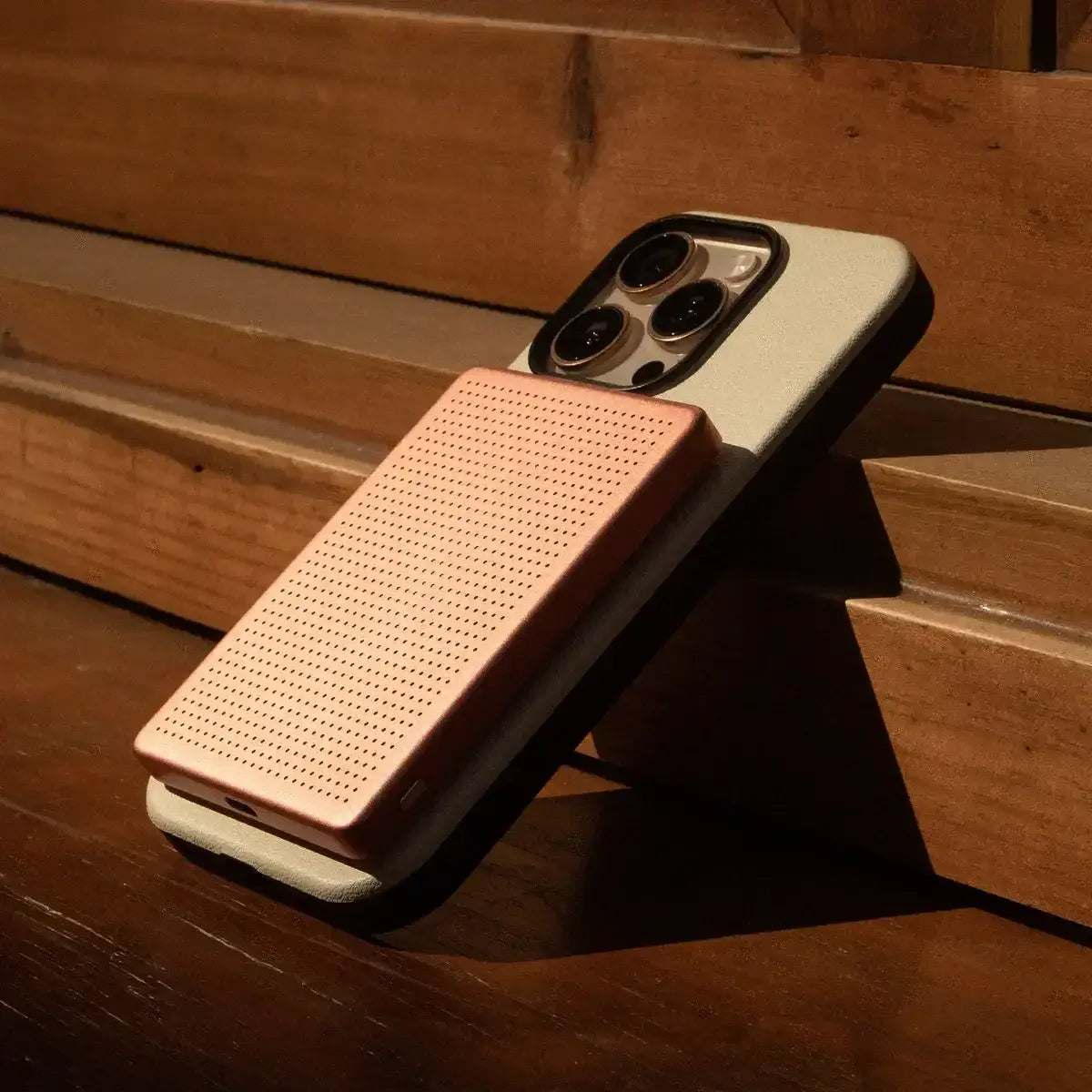 Native Union - Active Power Bank With MagSafe Wireless Charging - Powerbank z ładowaniem MagSafe