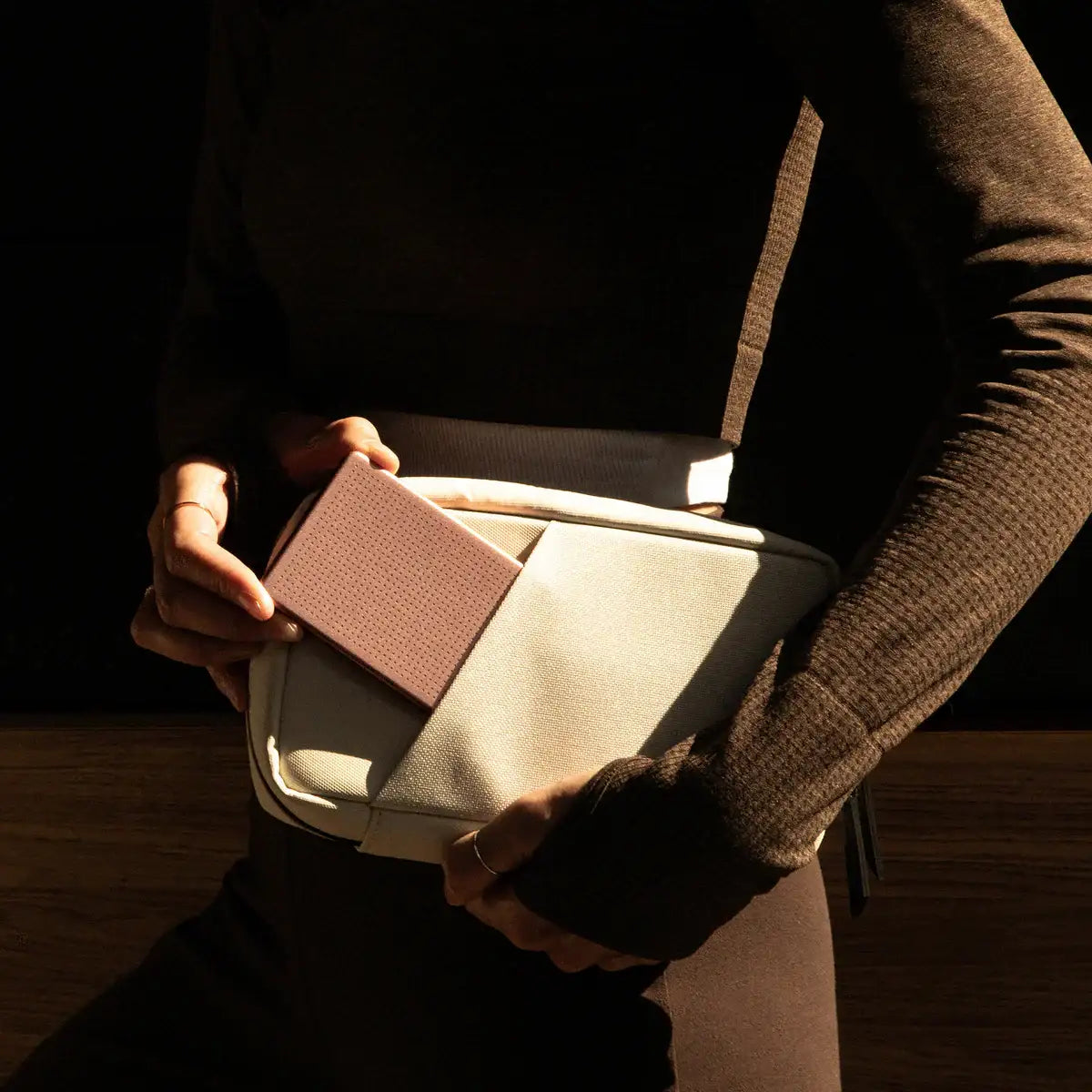 Native Union - Active Power Bank With MagSafe Wireless Charging - Powerbank z ładowaniem MagSafe