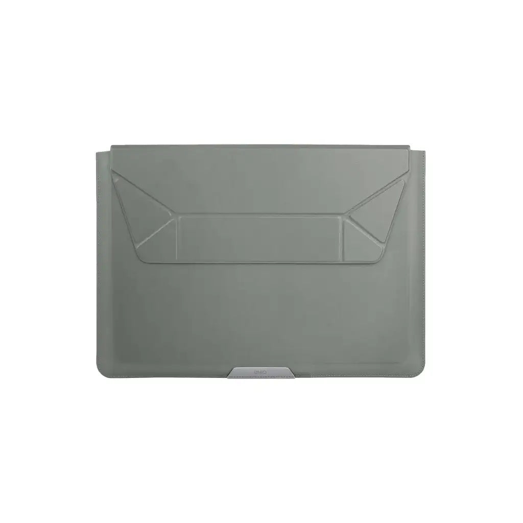 Szara skórzana etui na laptopa z geometrycznym wzorem i metalową plakietką