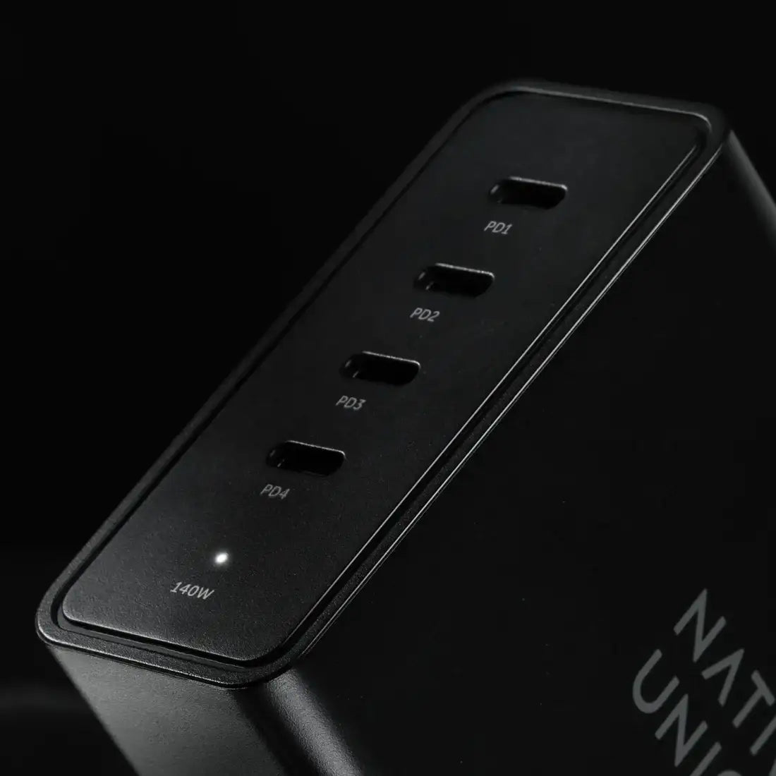 Native Union - Fast Desktop Charger PD 140W - Ładowarka Wieloportowa PD 140W