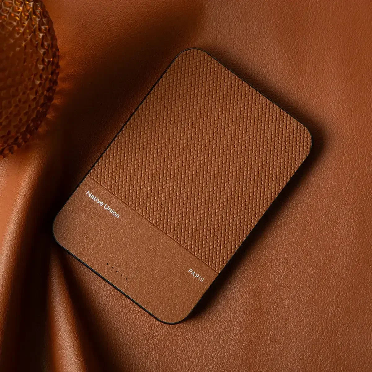 Native Union - (Re)Classic Power Bank with MagSafe Wireless Charging - Powerbank z ładowaniem MagSafe