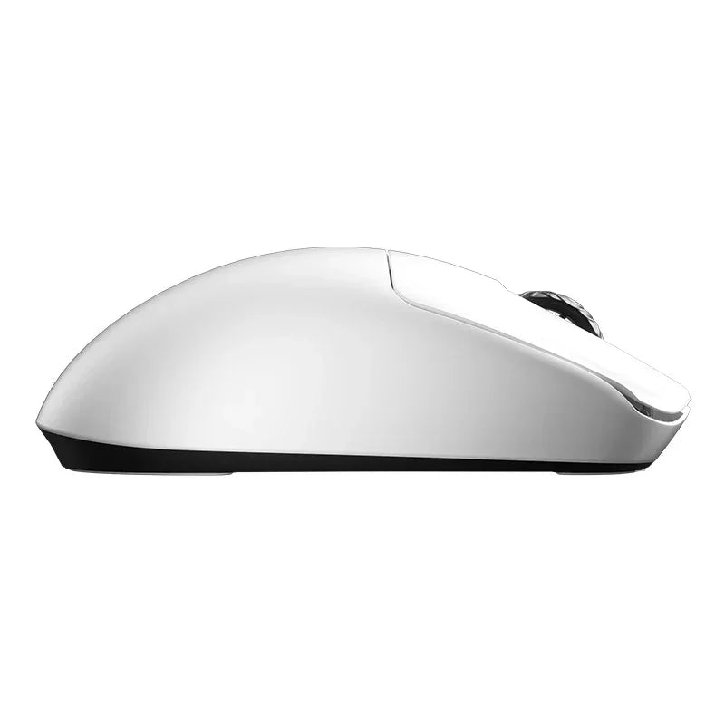 Biała mysz komputerowa do biura i home office, ergonomiczna, idealna do desk setupu