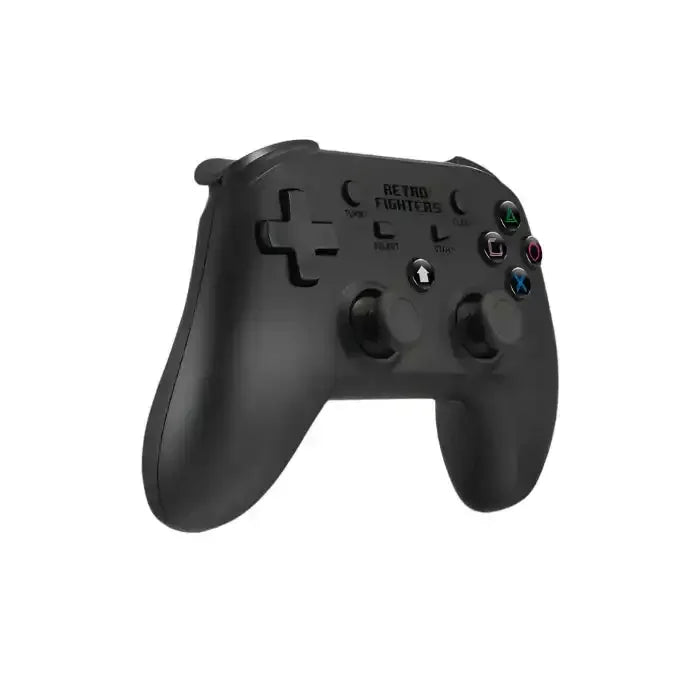 Czarny bezprzewodowy gamepad Retro Fighters na białym tle, kontroler gamingowy