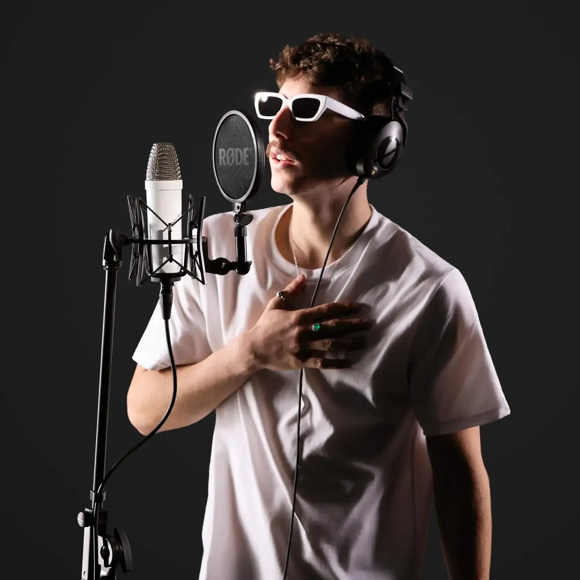 Rode - NT1 Signature Series Studio Condenser Microphone - Mikrofon Pojemnościowy
