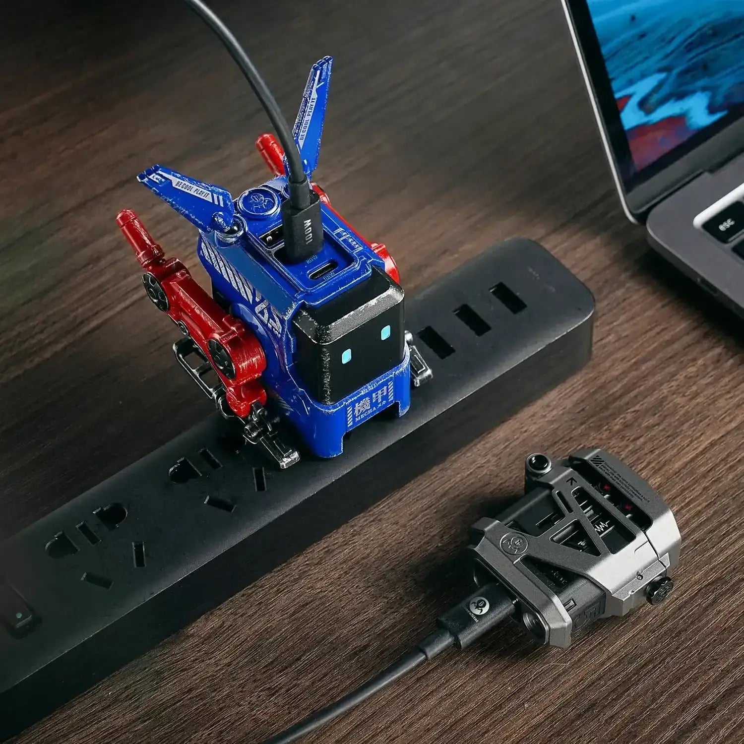 GravaStar - Alpha65 GaN 65W War Damaged Blaze Blue Wall Charger - Ładowarka