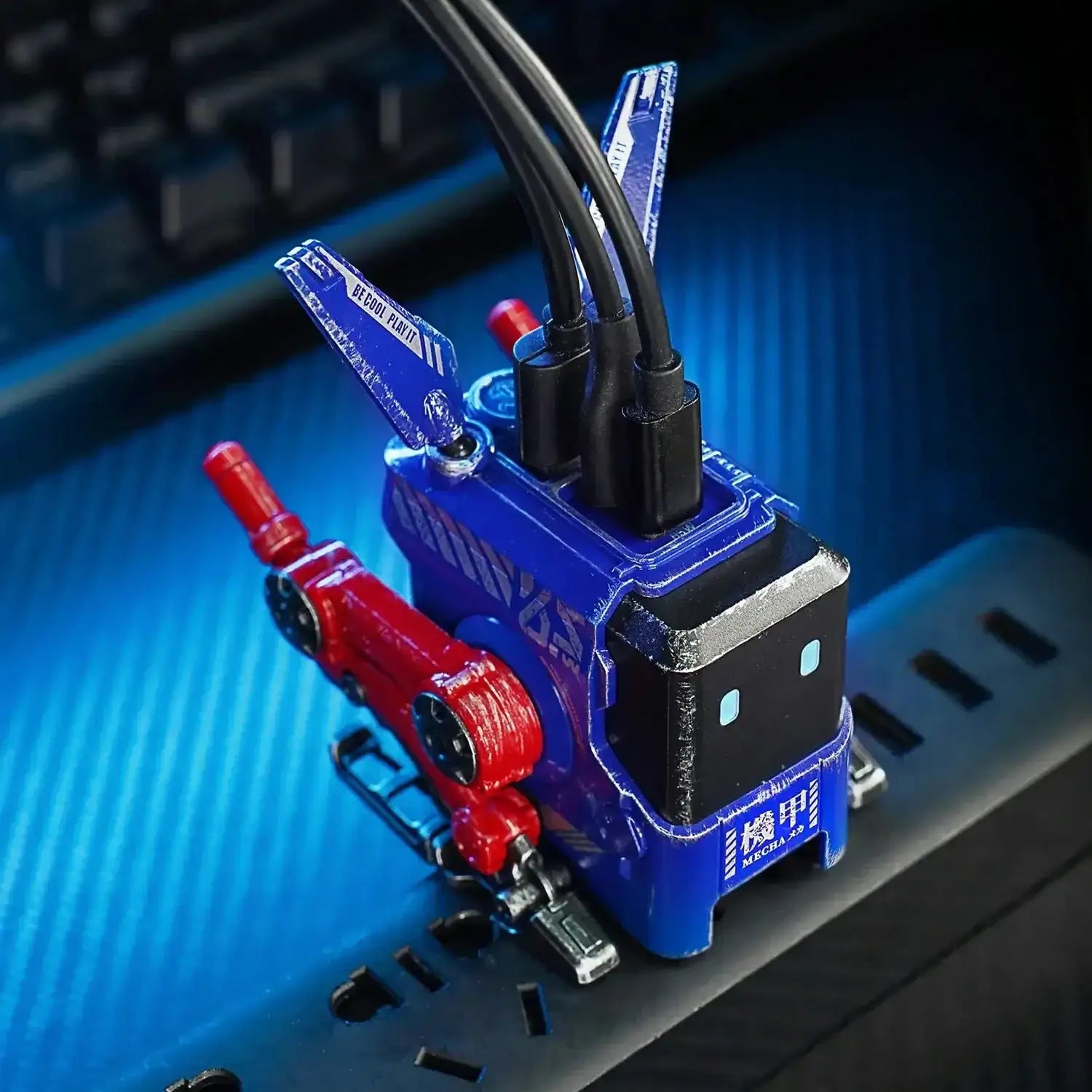 GravaStar - Alpha65 GaN 65W War Damaged Blaze Blue Wall Charger - Ładowarka