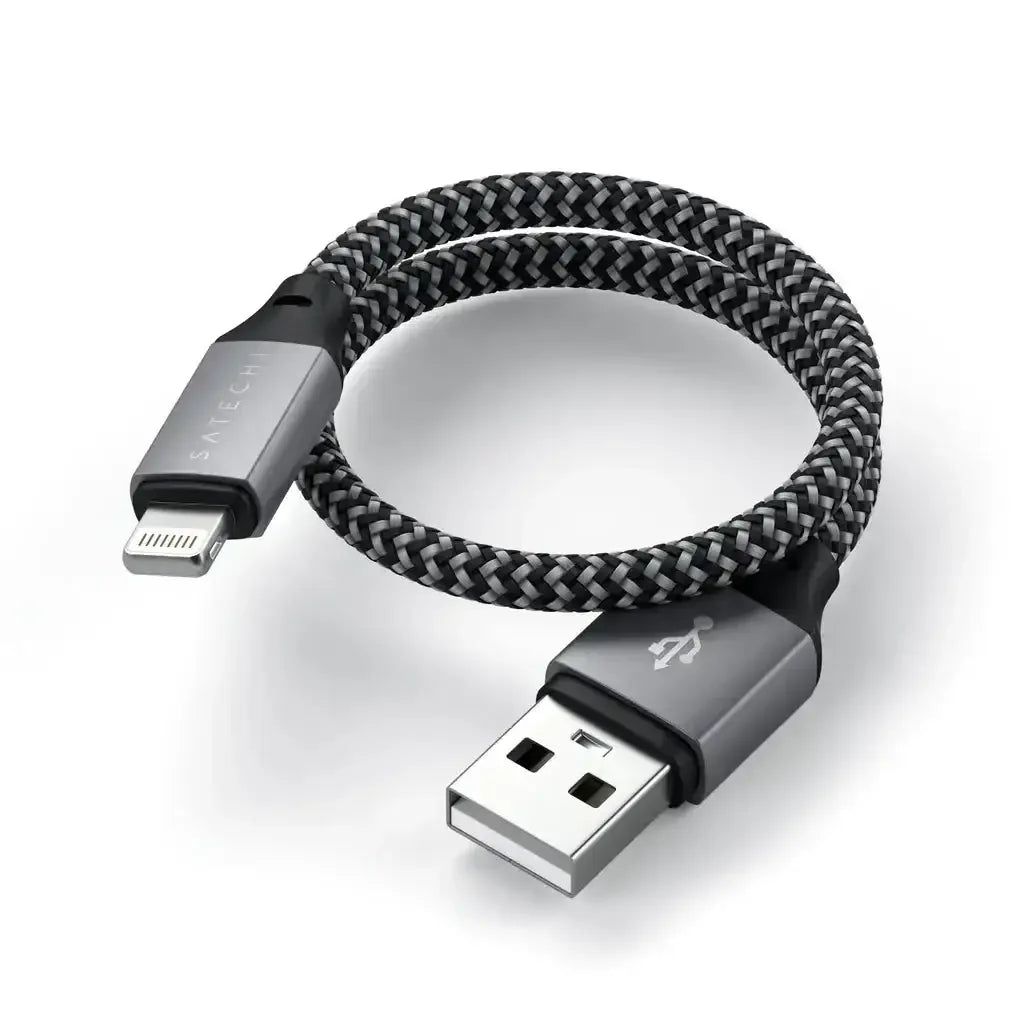 pleciony kabel USB-A do Lightning, czarno-szary, akcesorium biurowe, na białym tle