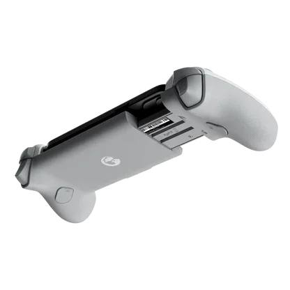 Szara klawiatura mechaniczna z personalizowanymi switchami i keycapami do komfortowego pracy w home office