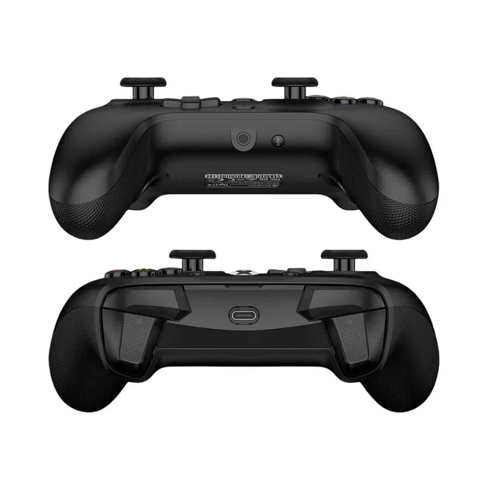 Czarny bezprzewodowy gamepad z przyciskami i dżojstikami, widok z góry i dołu