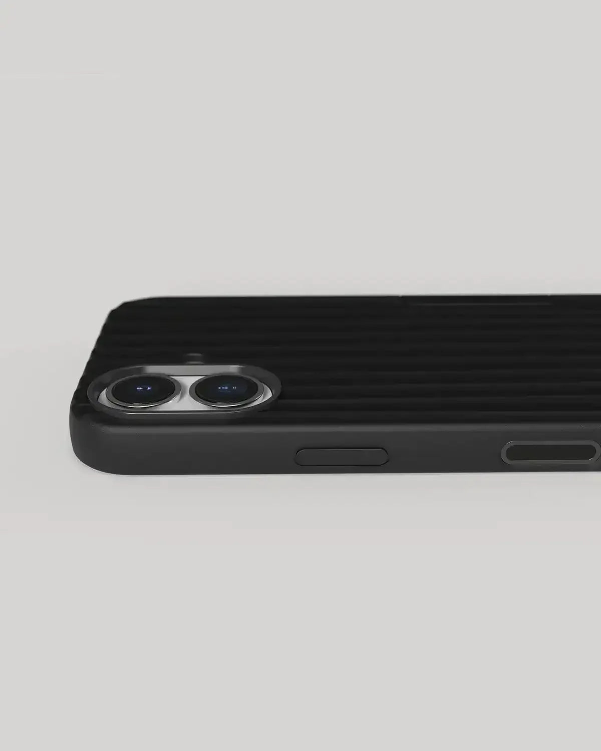 Nudient - Bold Case for iPhone 17 / Air / Pro / Pro Max - Etui z MagSafe na iPhone 17 / Air / Pro / Pro Max