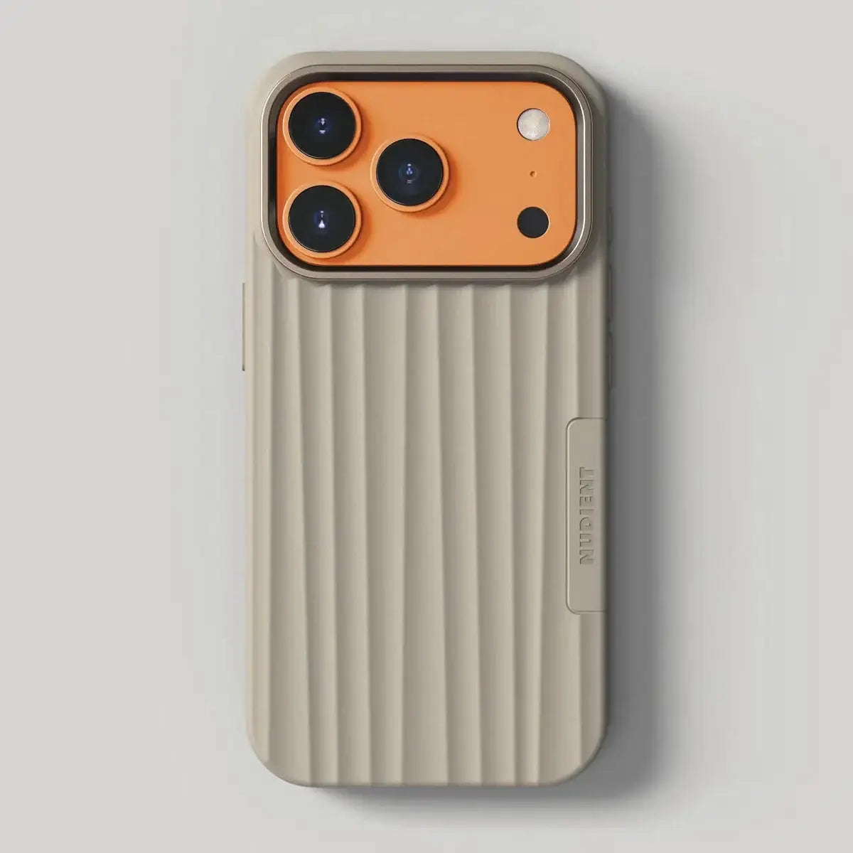 Nudient - Bold Case for iPhone 17 / Air / Pro / Pro Max - Etui z MagSafe na iPhone 17 / Air / Pro / Pro Max