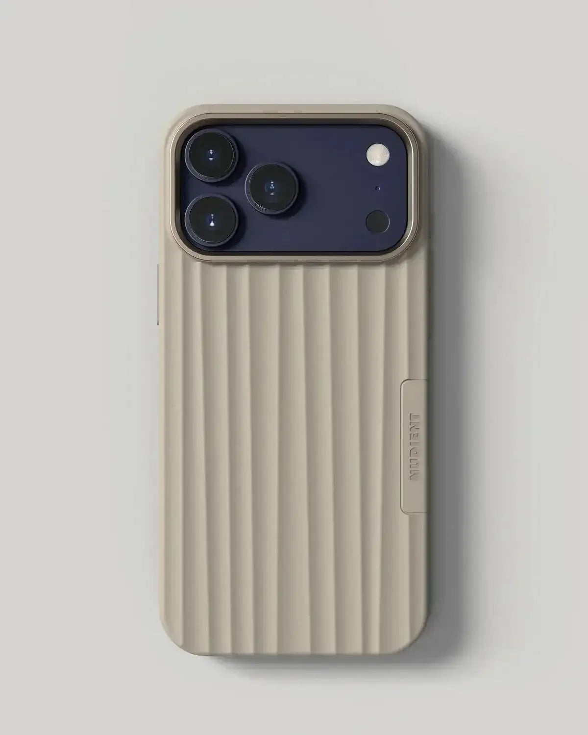 Nudient - Bold Case for iPhone 17 / Air / Pro / Pro Max - Etui z MagSafe na iPhone 17 / Air / Pro / Pro Max