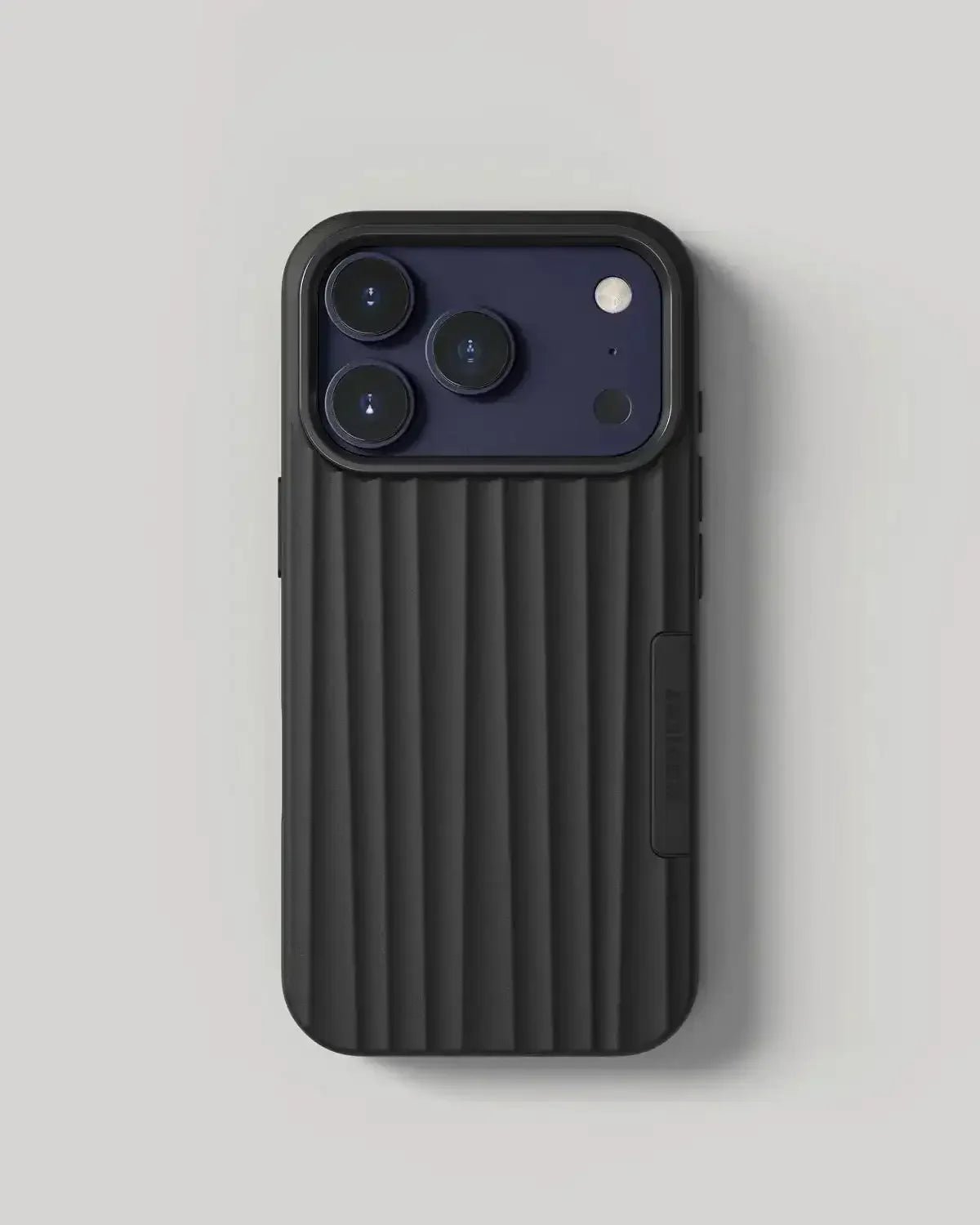 Nudient - Bold Case for iPhone 17 / Air / Pro / Pro Max - Etui z MagSafe na iPhone 17 / Air / Pro / Pro Max