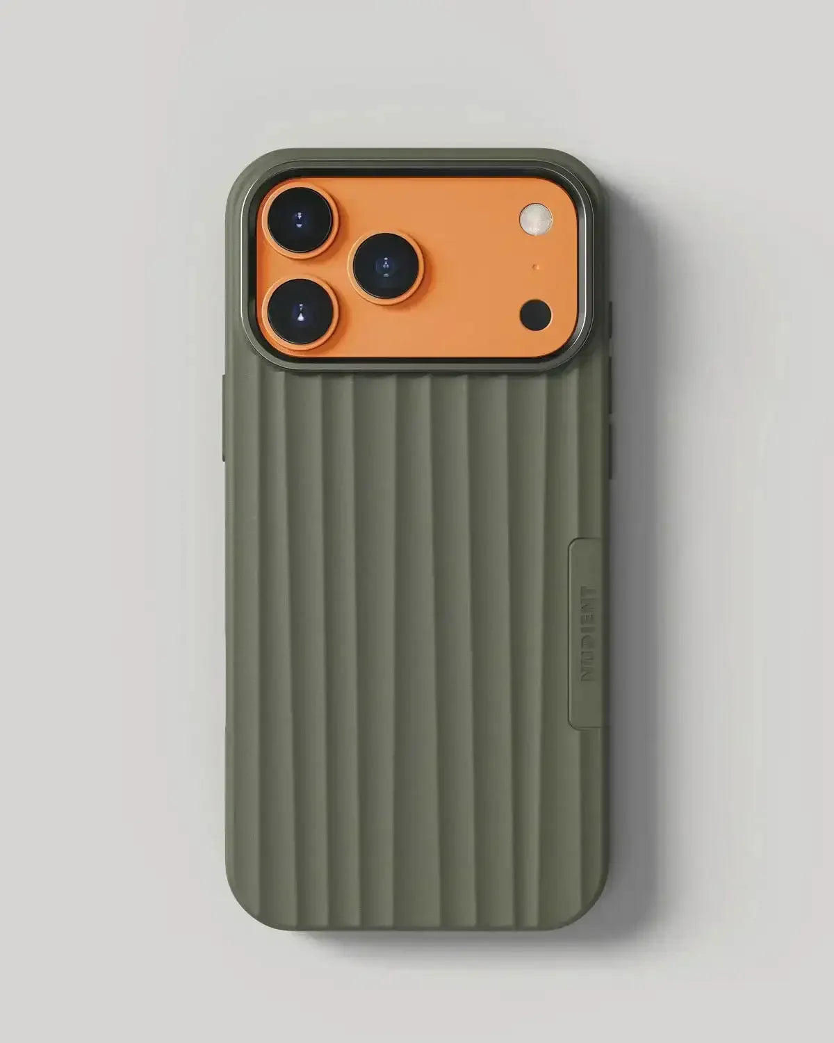 Nudient - Bold Case for iPhone 17 / Air / Pro / Pro Max - Etui z MagSafe na iPhone 17 / Air / Pro / Pro Max