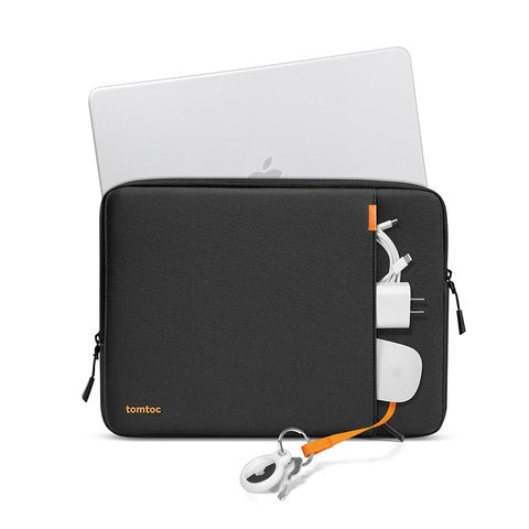 Czarna torba na laptopa z portem USB i przewodami, idealna do home office i biura