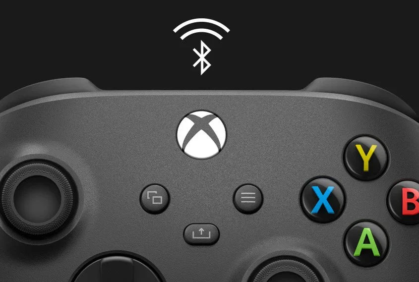 Czarny kontroler Xbox z kolorowymi przyciskami i symbolem Bluetooth