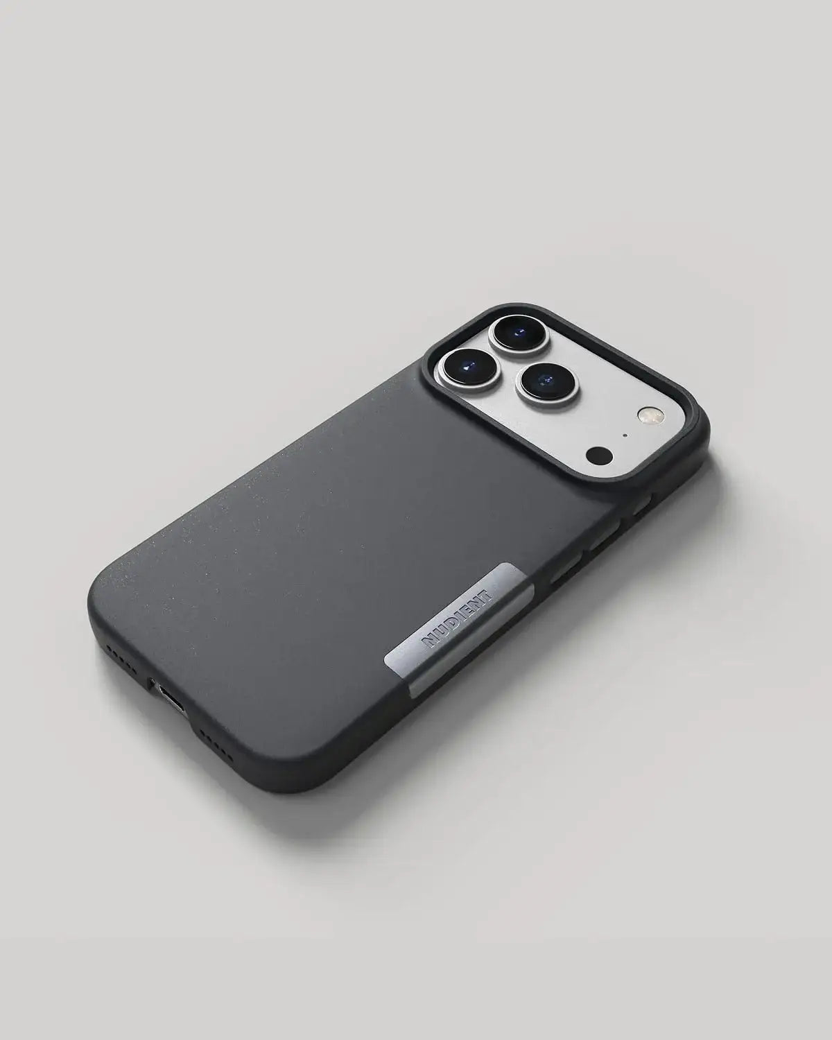 Nudient - Thin Case for iPhone 17 / Air / Pro / Pro Max - Etui z MagSafe na iPhone 17 / Air / Pro / Pro Max