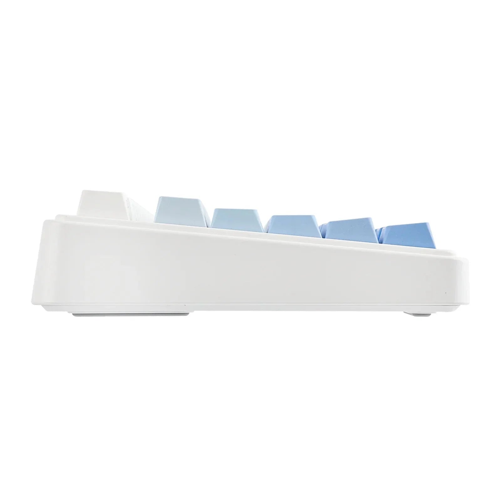 Biała klawiatura mechaniczna z niebieskimi keycapami, idealna do home office i personalizacji desk setupu.