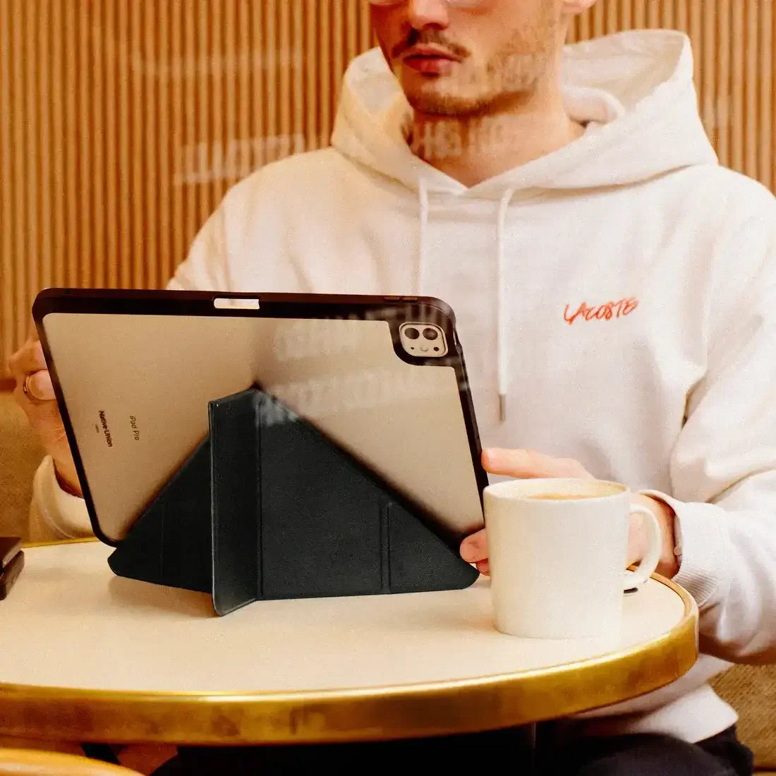Native Union - Active Case for iPad Pro 11" / 13" / Air 11" / Air 13" - Etui na iPad Pro 11" / 13" / Air 11" / Air 13"