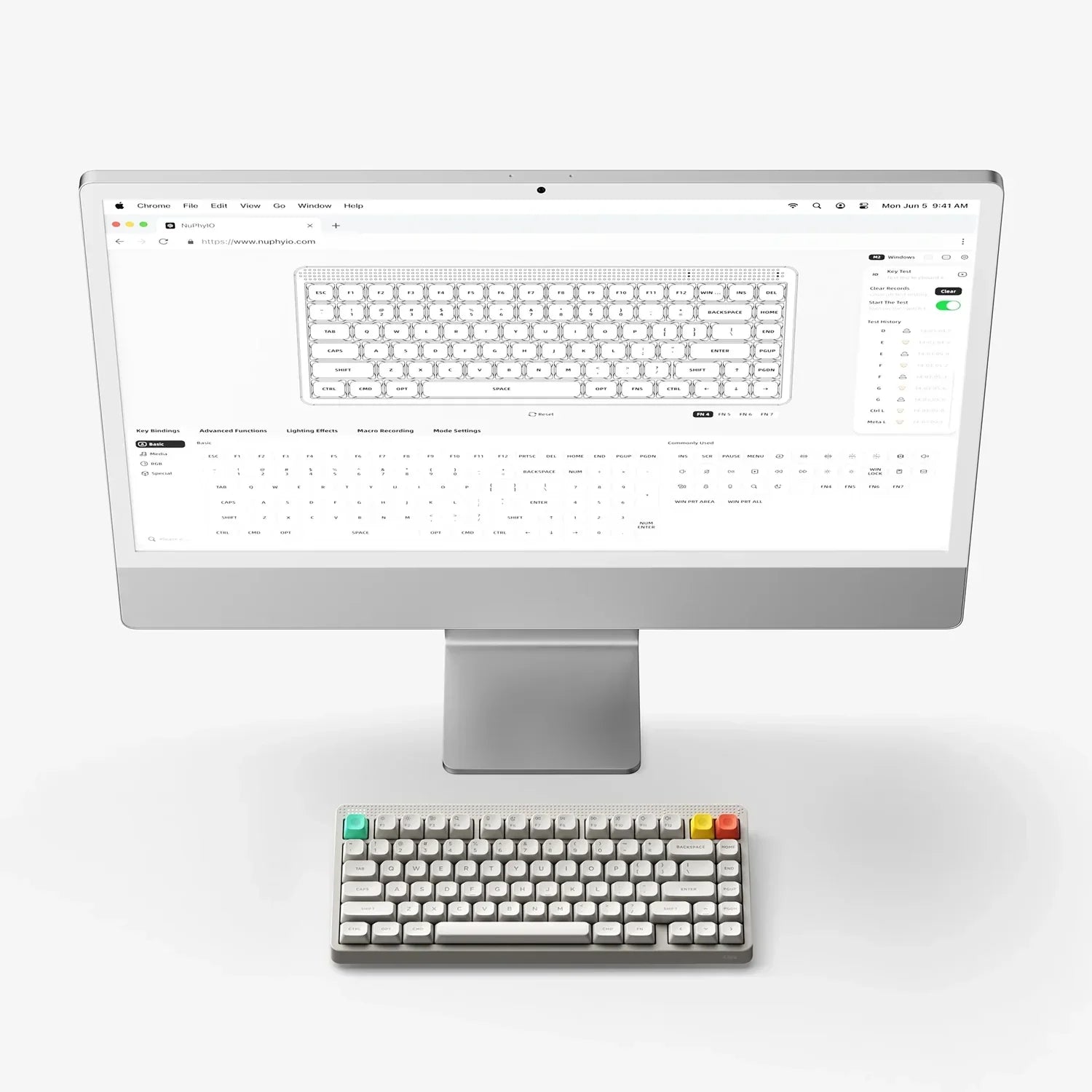 Mechaniczna klawiatura z kolorowymi keycapami i ekranem konfiguracji dla Home Office